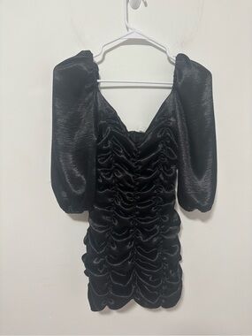 Lucy in the sky ruched black silky puff sleeve dress